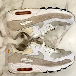 Nike AirMax 90 White & Cream Sneakers